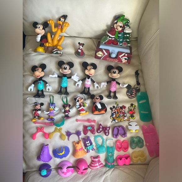 Disney Minnie Mouse Boutique Dress Up Doll Snap N’ Style Lot of 30 pcs & more! - Picture 7 of 13